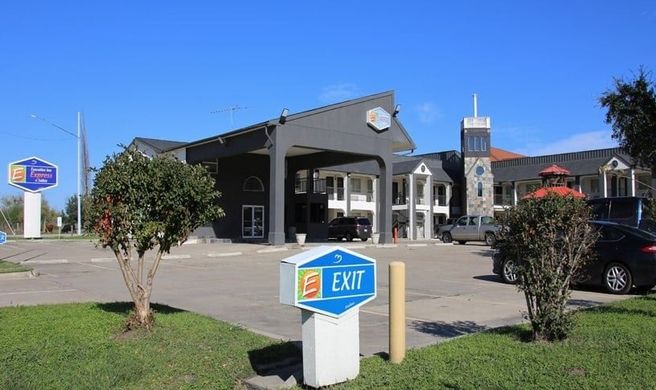 Executive Inn & Suites Cuero Exterior