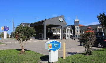 Executive Inn & Suites Cuero