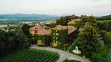 <b>L'Albereta Exterior</b>. Images powered by <a href="https://www.leonardoworldwide.com/" title="Leonardo Worldwide" target="_blank">Leonardo</a>.