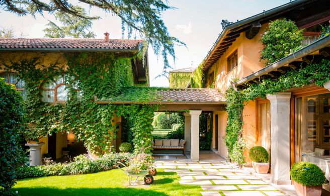 L'Albereta Exterior