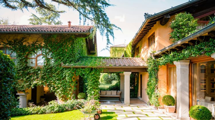 L'Albereta Exterior
