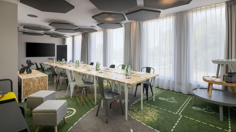 <b>Aloft Strasbourg City Centre Meeting</b>. Images powered by <a href="https://www.leonardoworldwide.com/" title="Leonardo Worldwide" target="_blank">Leonardo</a>.