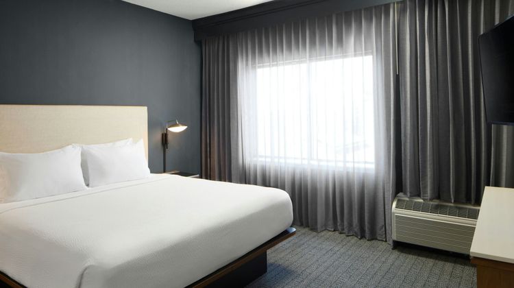 Courtyard by Marriott Manassas Room
