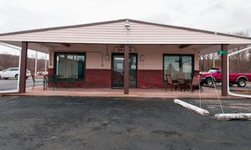 OYO Hotel Dalton PA I-81