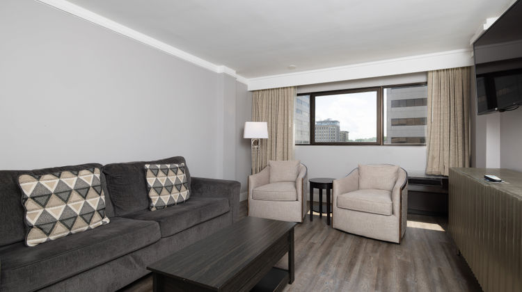 Crowne Plaza Knoxville Room