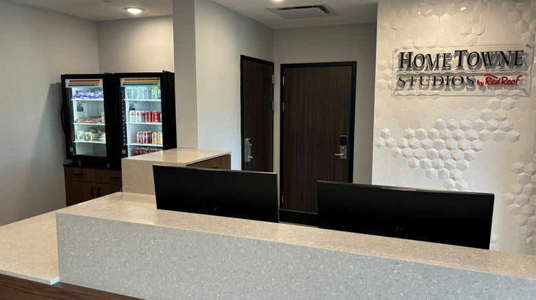 <b>HomeTowne Studios Fort Myers Lobby</b>. Images powered by <a href="https://www.leonardoworldwide.com/" title="Leonardo Worldwide" target="_blank">Leonardo</a>.