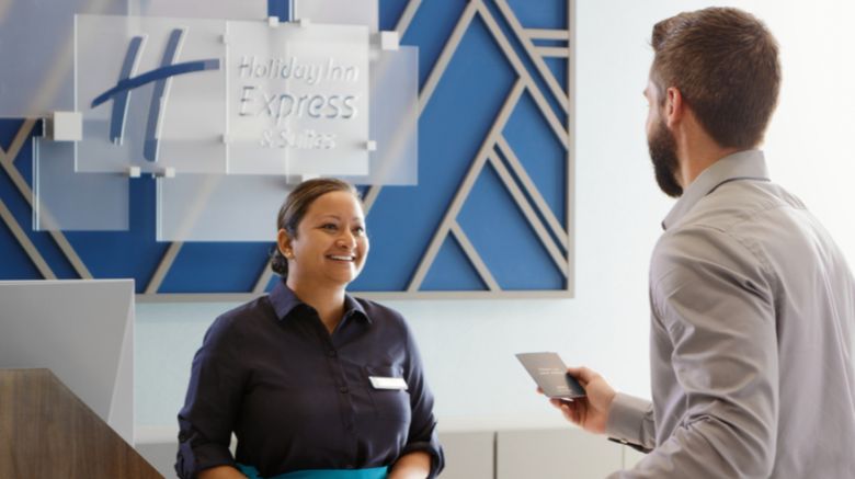 <b>Holiday Inn Express Apex Exterior</b>. Images powered by <a href="https://www.leonardoworldwide.com/" title="Leonardo Worldwide" target="_blank">Leonardo</a>.