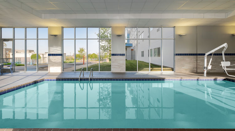Holiday Inn Expr Lexington Horse Park Pool