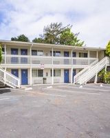 Fishermans Cove Inn