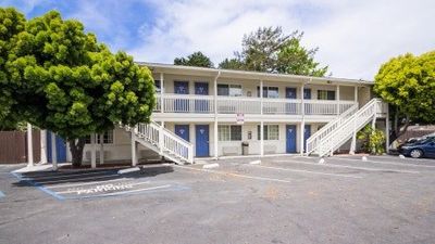 Fishermans Cove Inn