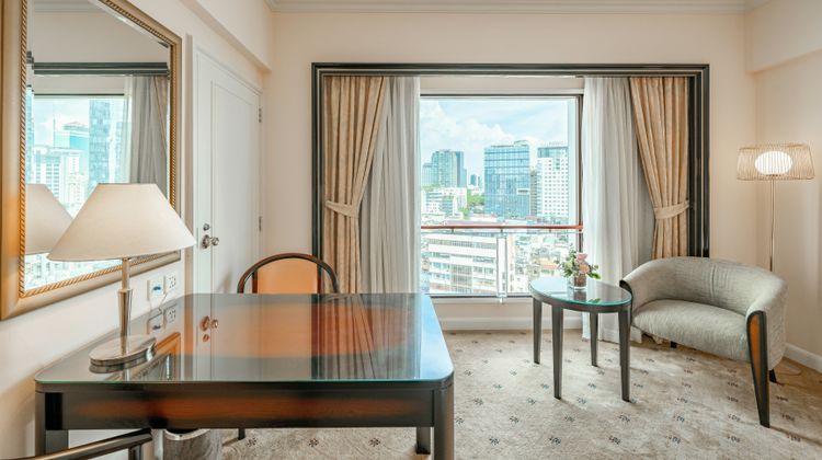Lotte Hotel Saigon Room