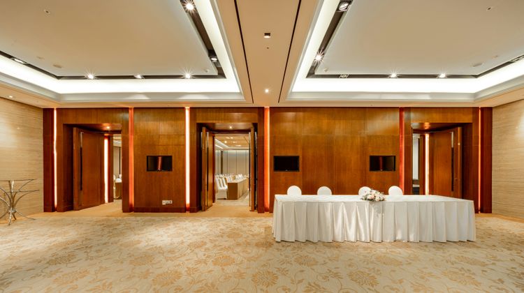 Lotte Hotel Saigon Meeting