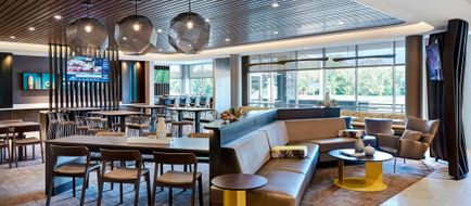 Cambria hotel & suites Appleton Lobby