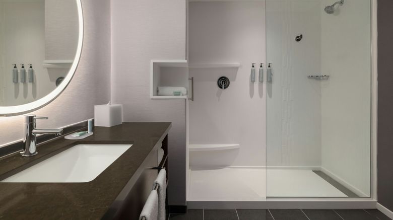 <b>Courtyard by Marriott Southern Pines Abe Room</b>. Images powered by <a href="https://www.leonardoworldwide.com/" title="Leonardo Worldwide" target="_blank">Leonardo</a>.