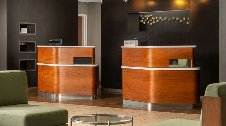 Courtyard Houston NW 290 Corridor Lobby