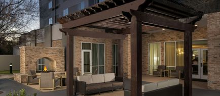 Courtyard Houston NW 290 Corridor Exterior
