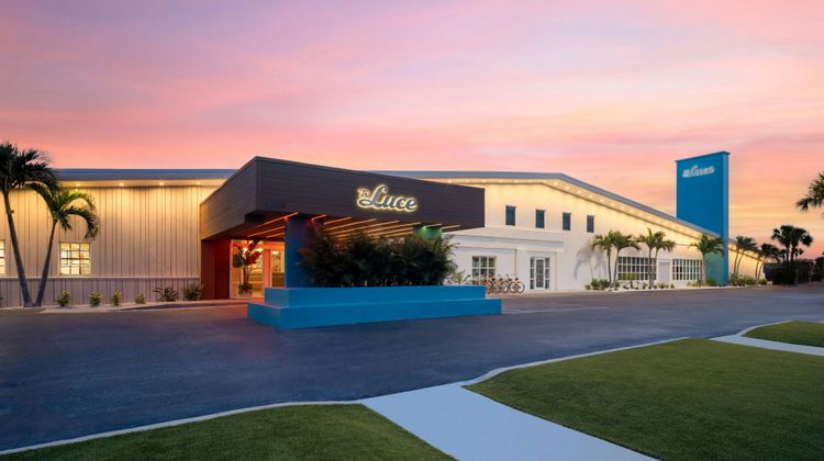 The Luce St Pete Beach Exterior