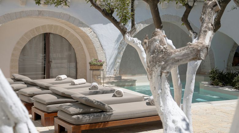 <b>Relais La Sommita Hotel Ostuni Pool</b>. Images powered by <a href="https://www.leonardoworldwide.com/" title="Leonardo Worldwide" target="_blank">Leonardo</a>.