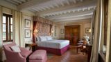 <b>Castello Banfi-Il Borgo Suite</b>. Images powered by <a href="https://www.leonardoworldwide.com/" title="Leonardo Worldwide" target="_blank">Leonardo</a>.