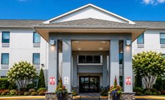 Holiday Inn Express & Suites Burlington