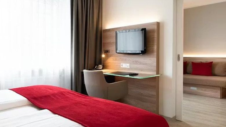 <b>Hotel Koenigshof am Funkturm Room</b>. Images powered by <a href="https://www.leonardoworldwide.com/" title="Leonardo Worldwide" target="_blank">Leonardo</a>.