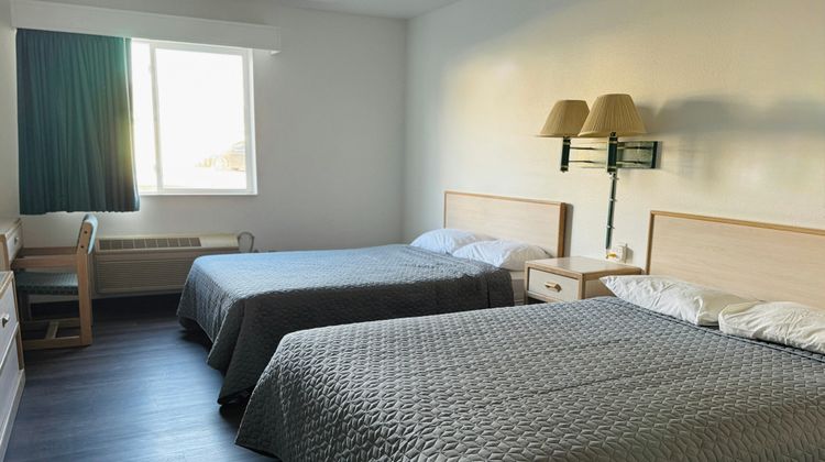 Bilmar Inn & Suites Room