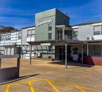 Hotel Gracelands Exterior