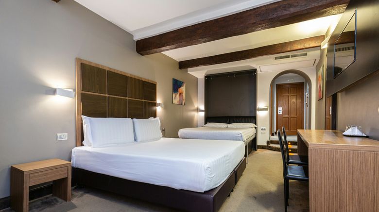 <b>Hotel Trevi Room</b>. Images powered by <a href="https://www.leonardoworldwide.com/" title="Leonardo Worldwide" target="_blank">Leonardo</a>.