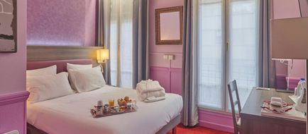 Hotel Poussin Room