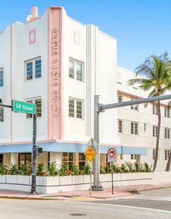 Beach Plaza Hotel South Beach