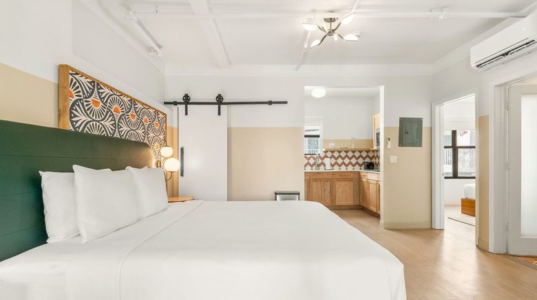<b>Beach Plaza Hotel South Beach Room</b>. Images powered by <a href="https://www.leonardoworldwide.com/" title="Leonardo Worldwide" target="_blank">Leonardo</a>.