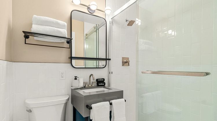 Beach Plaza Hotel South Beach Room