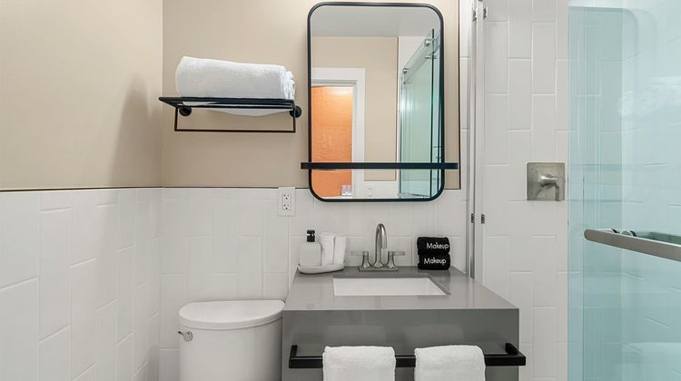 Beach Plaza Hotel South Beach Room