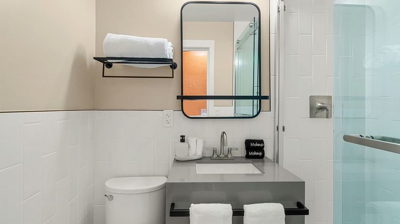 <b>Beach Plaza Hotel South Beach Room</b>. Images powered by <a href="https://www.leonardoworldwide.com/" title="Leonardo Worldwide" target="_blank">Leonardo</a>.