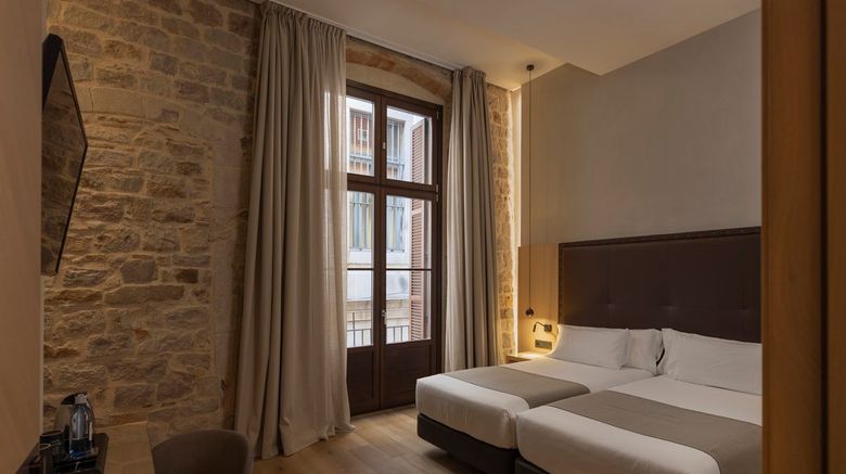 <b>Gran Hotel Barcino Room</b>. Images powered by <a href="https://www.leonardoworldwide.com/" title="Leonardo Worldwide" target="_blank">Leonardo</a>.