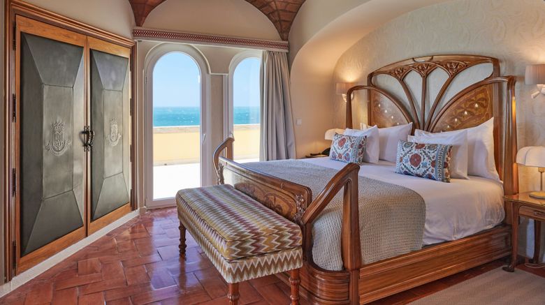 <b>Hotel Fortaleza do Guincho Suite</b>. Images powered by <a href="https://www.leonardoworldwide.com/" title="Leonardo Worldwide" target="_blank">Leonardo</a>.