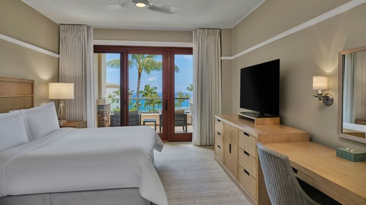 The Resort at Kapalua Bay Room