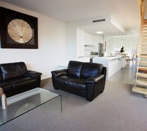 Charlestown Executive Apartments Room