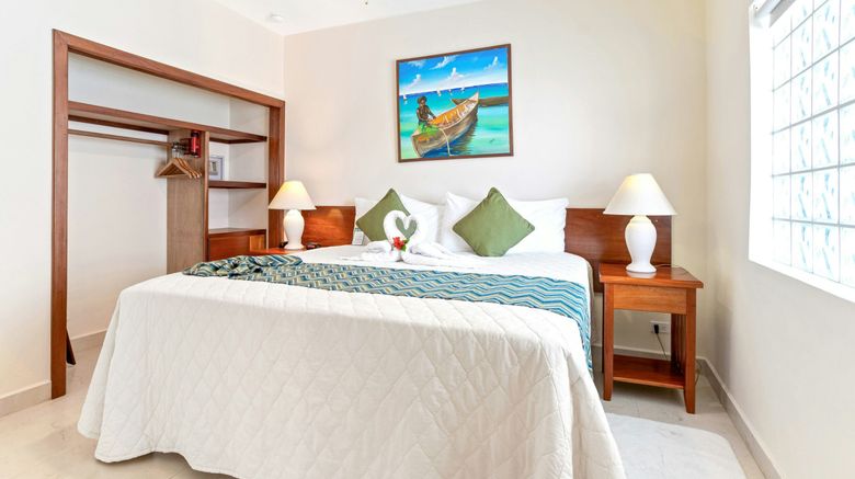 <b>SunBreeze Suites Room</b>. Images powered by <a href="https://www.leonardoworldwide.com/" title="Leonardo Worldwide" target="_blank">Leonardo</a>.