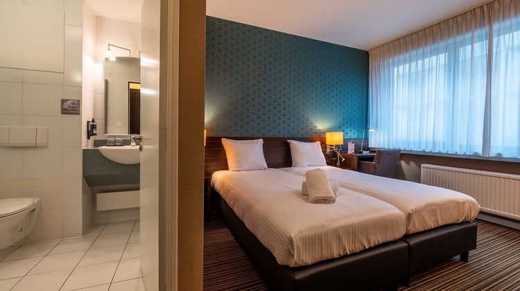 Hotel Docklands Room