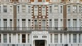 Bob W London Exterior