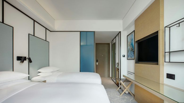 <b>Four Points Hong Kong Tung Chung Room</b>. Images powered by <a href="https://www.leonardoworldwide.com/" title="Leonardo Worldwide" target="_blank">Leonardo</a>.