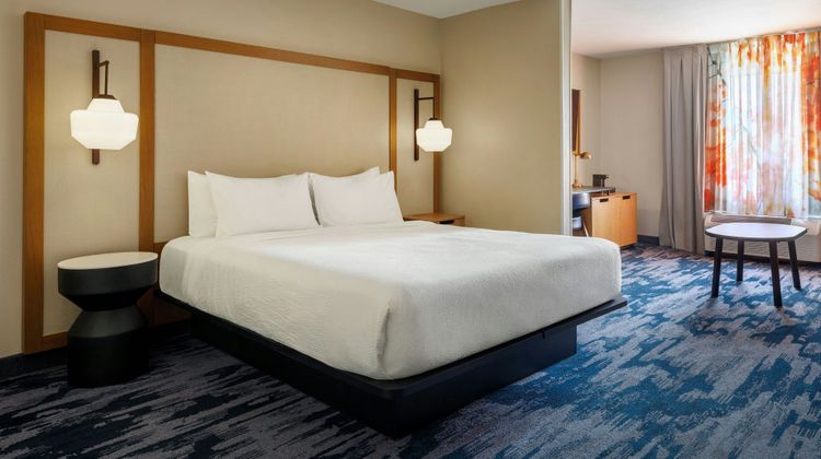Fairfield Inn by Marriott Suite