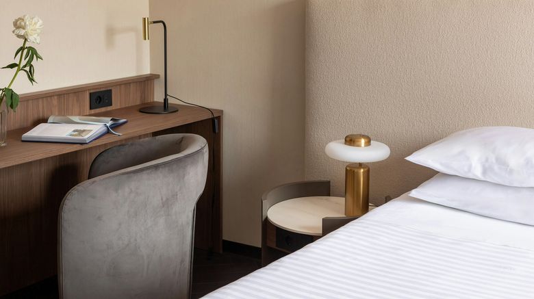 <b>Palazzo Firenze Room</b>. Images powered by <a href="https://www.leonardoworldwide.com/" title="Leonardo Worldwide" target="_blank">Leonardo</a>.