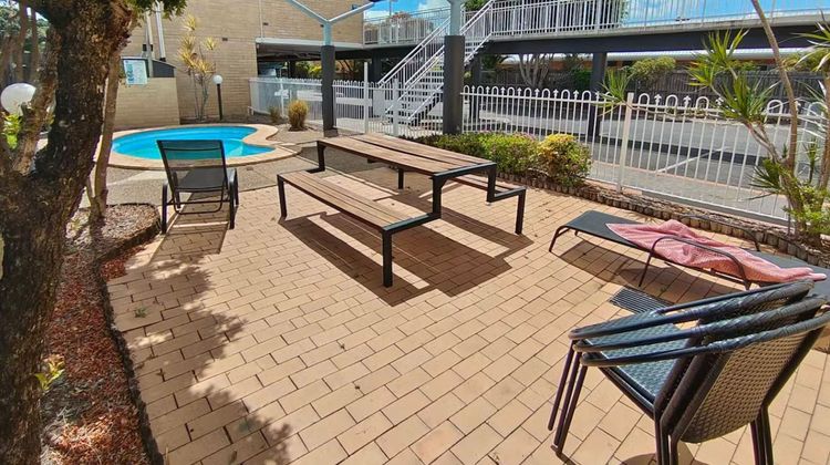 Ambassador Motor Lodge Pool