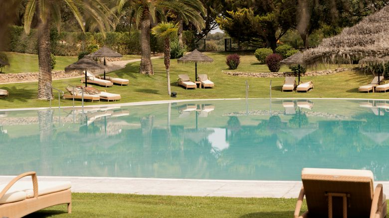 <b>La Bobadilla, a Royal Hideaway Hotel Pool</b>. Images powered by <a href="https://www.leonardoworldwide.com/" title="Leonardo Worldwide" target="_blank">Leonardo</a>.