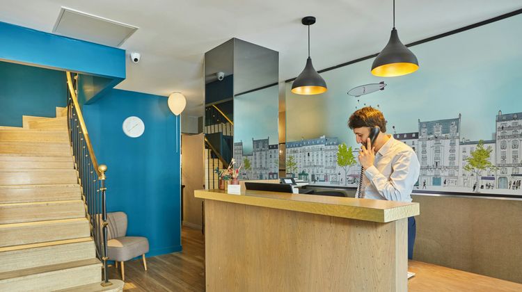 Hotel La Parizienne Lobby
