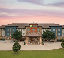 Holiday Inn Express Marble Falls Exterior