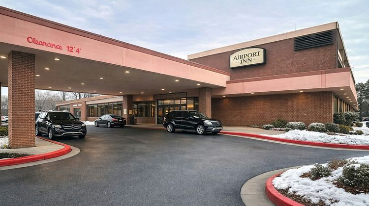 Airport Inn Exterior