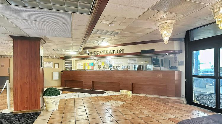 Airport Inn Lobby